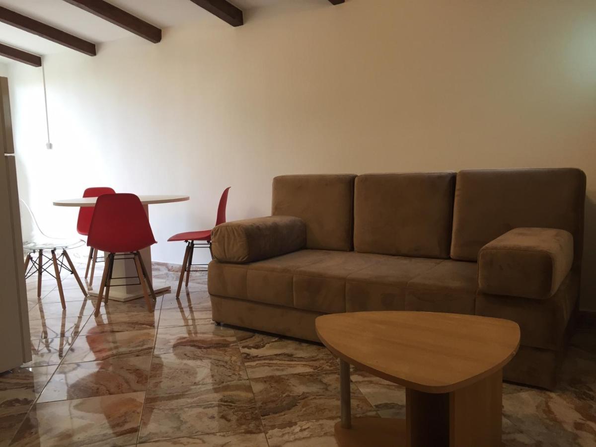 One-Bedroom Apartment, Wifi, Airco, Parking, Washing Machine, Grill Medulin Exterior foto